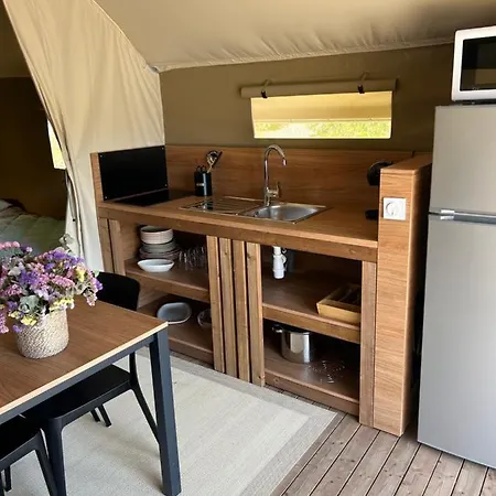 Rodas Camping