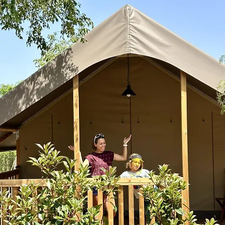 Rodas Camping